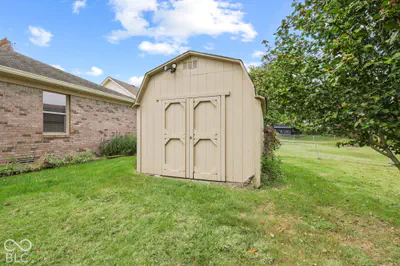 6914 Kirkwood Club Drive, Indianapolis - 36