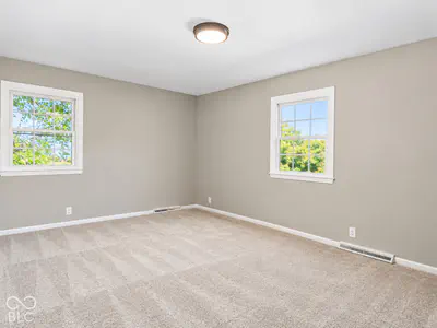 7053 Grosvenor Place, Indianapolis - 31