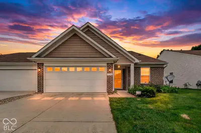 11724 Whisperwood Way, Fishers