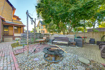 625 Chestnut Street, Seymour - 55