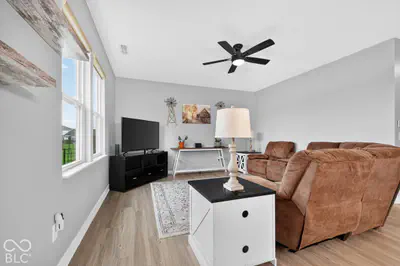9116 Casey Road, Pendleton - 14