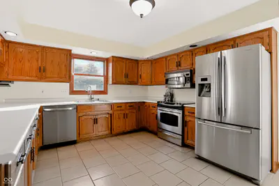 10211 Hidden Meadow Lane, Indianapolis - 17