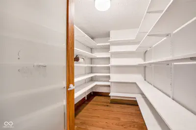 2649 600, Thorntown - 32