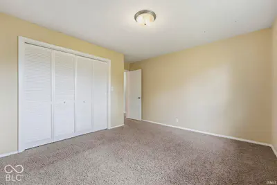 4312 W Kings Row Street, Muncie - 32