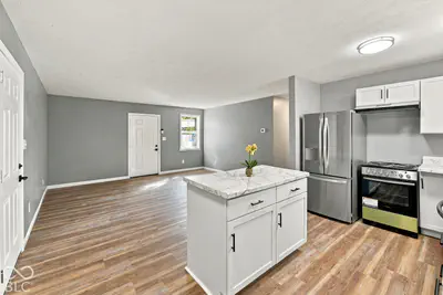 4422 Lexington Avenue, Indianapolis - 12