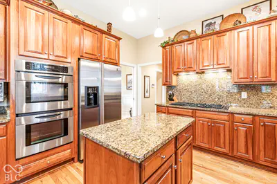 734 Hanover Close, Zionsville - 32