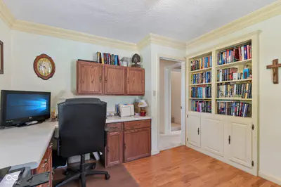 1024 Auman Drive, Carmel - 31