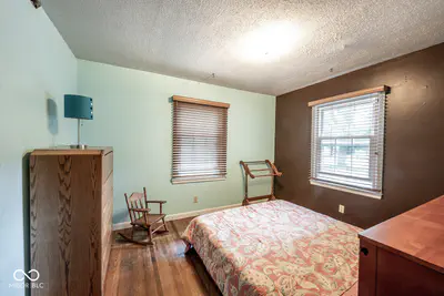 715 Homewood Drive, Carmel - 18