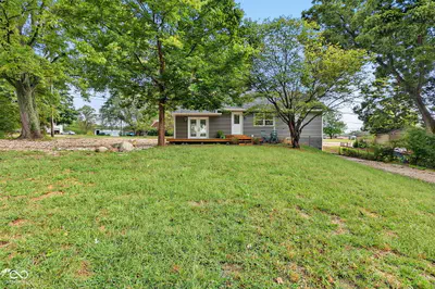 1201 N State Road 157, Bloomfield - 46