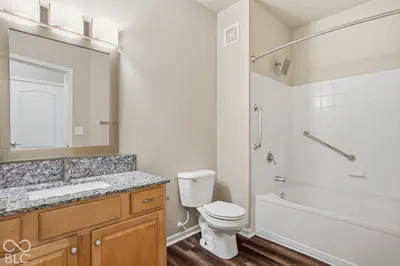 2121 Grenville Street, Carmel - 32