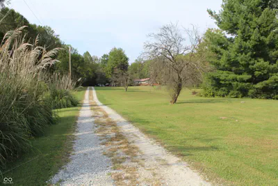 7263 County Road 800, Sunman - 13