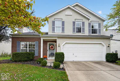 12161 Driftstone Drive, Fishers - 3