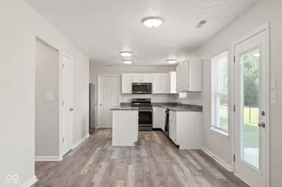 11836 Valley Creek North Drive, Indianapolis - 14