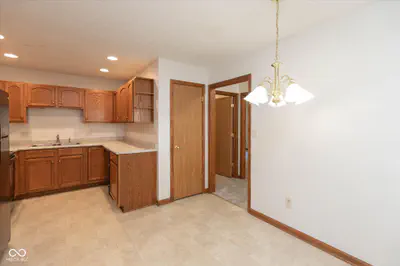 5612 Blairwood Drive, Indianapolis - 11