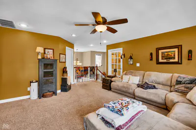 5522 River Birch Drive, Columbus - 19