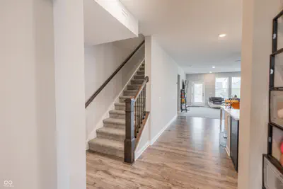 8910 Howlett Lane, Indianapolis - 11