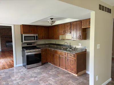 1656 150, Greenfield - 4