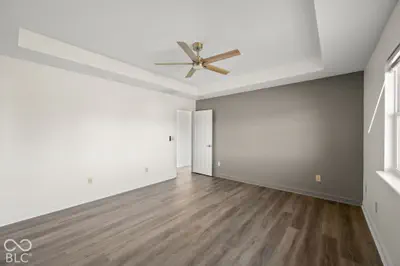 2420 E Mill Stream Drive, Greenfield - 23