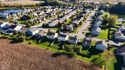 11398 N Meadowbend Way, Monrovia - 33