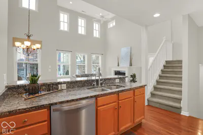 2065 Rhettsbury Street, Carmel - 14
