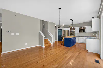 697 Lake Vista Drive, Columbus - 15