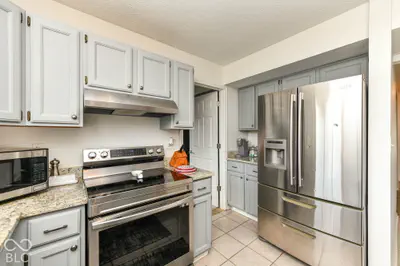 12423 High View Court, Indianapolis - 5
