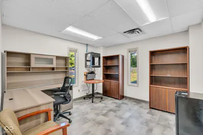 340 Tracy Road, Whiteland - 34