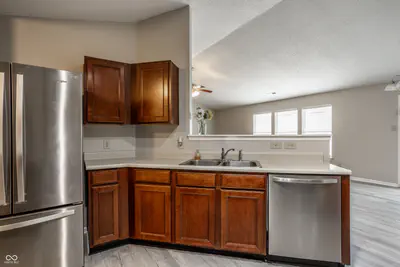 9959 Olympic Circle, Indianapolis - 28