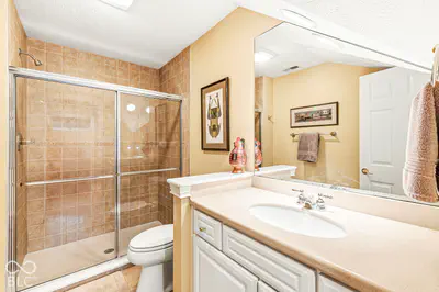 734 Hanover Close, Zionsville - 46