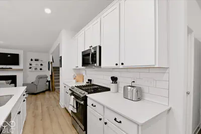 19837 Medlock Circle, Westfield - 18