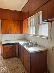2804 Illinois Street, Indianapolis - 4
