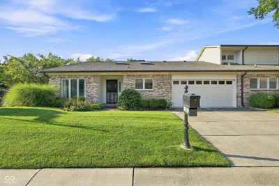 1051 Andalusia Grove, Indianapolis