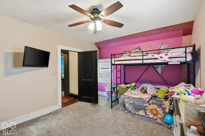 610 5th Street, Burlington - 22