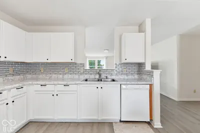 6551 Newstead Drive, Indianapolis - 14