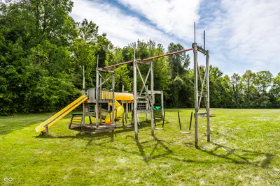 11575 Freeport Drive, Carmel - 33