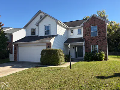 8221 Twin River Drive, Indianapolis - 2