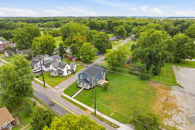 20 Main Street, Markleville - 24