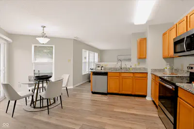12882 Old Glory Drive, Fishers - 16
