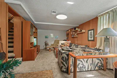 920 Southview Drive, Indianapolis - 44