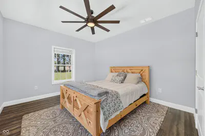 9248 State Road 256, Austin - 37