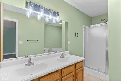 2410 S College Hills Drive, Hanover - 18