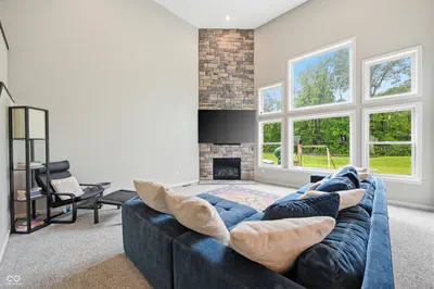 227 Oakhurst Way, Westfield - 9