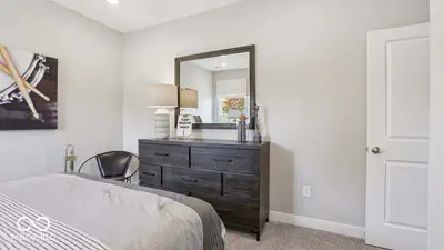 273 Heritage Pass, Greenfield - 23