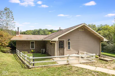 22110 Beacon Street, Metamora - 30