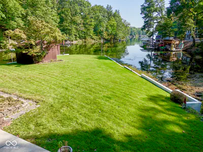 8215 Sweetwater Drive, Nineveh - 17