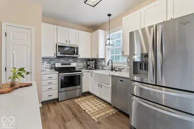 8891 Woodlark Drive, Fishers - 18
