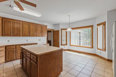 505 Kelly Drive, Brownstown - 11