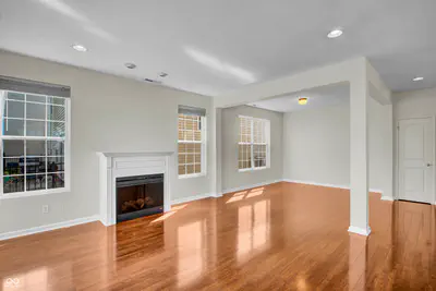 2542 Middle View Drive, Columbus - 13