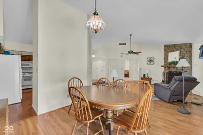 7441 Camby Road, Camby - 20