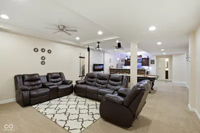 10521 Westerly Court, Fishers - 35